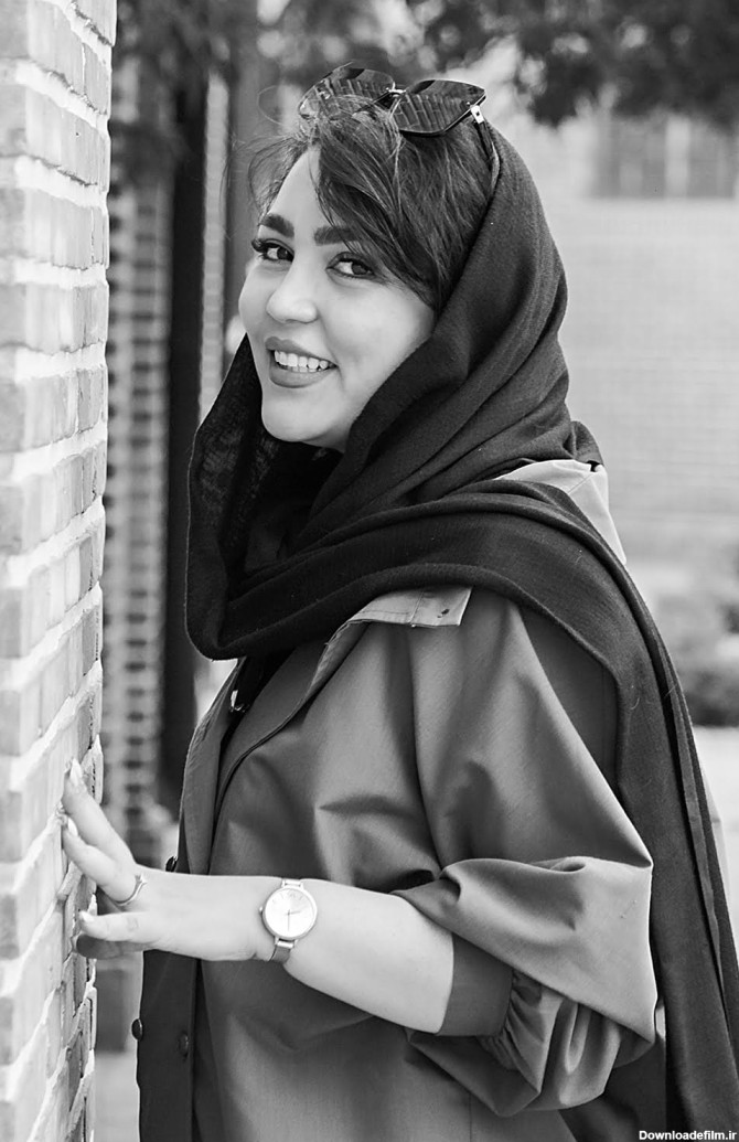 الناز محبی